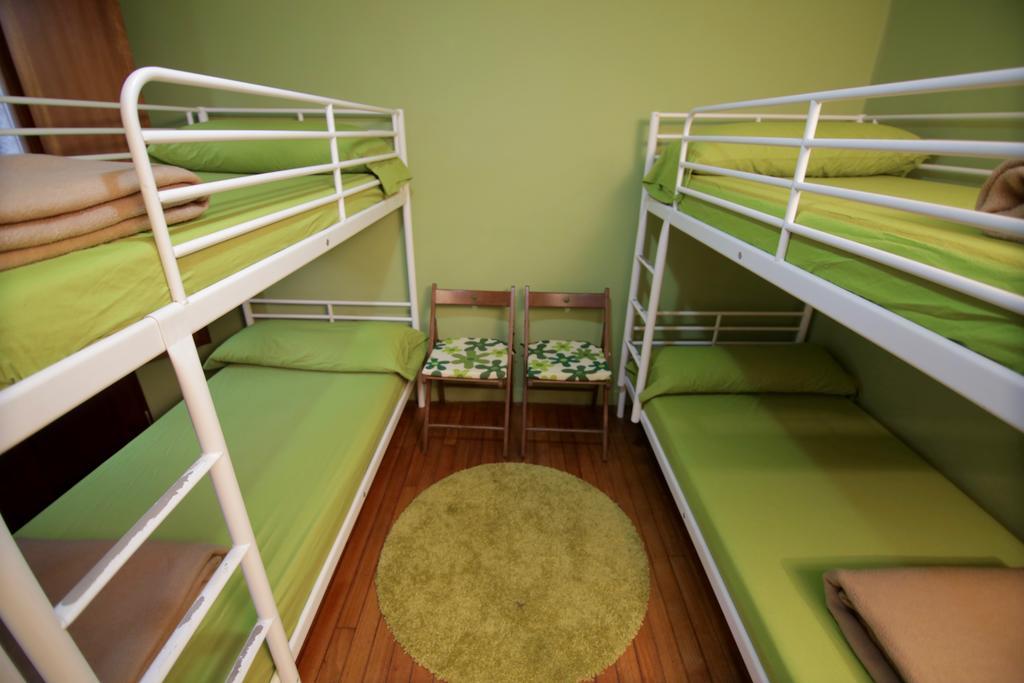 Albergue O Fogar De Teodomiro ซานติอาโก เด กอมโปสเตลา ภายนอก รูปภาพ
