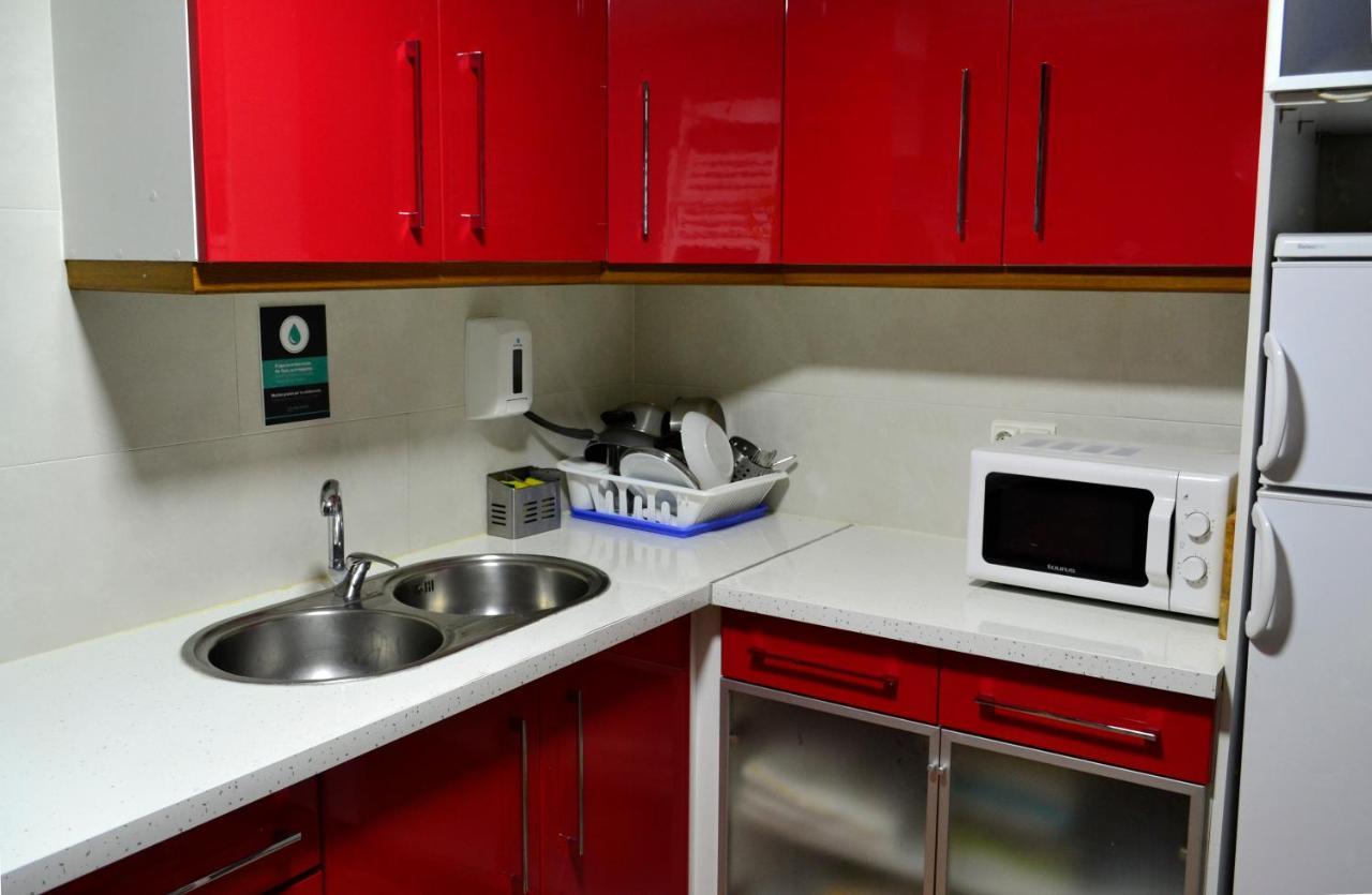 Albergue O Fogar De Teodomiro ซานติอาโก เด กอมโปสเตลา ภายนอก รูปภาพ