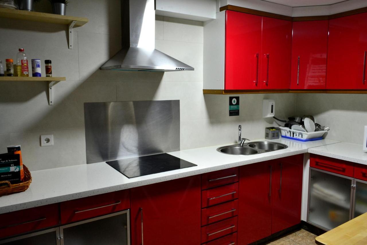 Albergue O Fogar De Teodomiro ซานติอาโก เด กอมโปสเตลา ภายนอก รูปภาพ